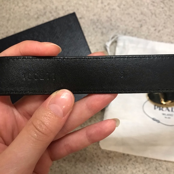 ❗️SOLD❗️Prada Saffiano belt 🖤 - Picture 11 of 17